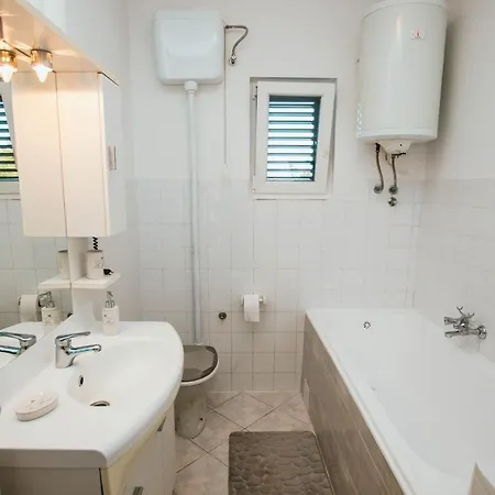 Arbanija 1122b Διαμέρισμα