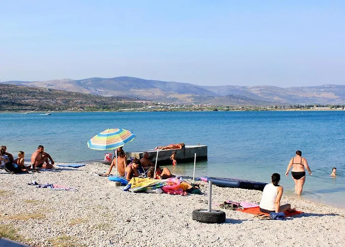 Appartement Arbanija 1122b