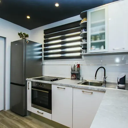 Arbanija 1122b * Trogir