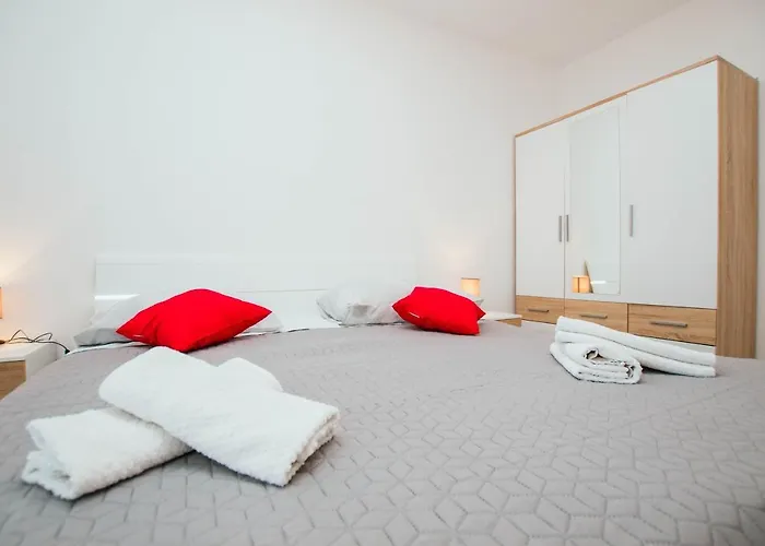 Arbanija 1122b Trogir