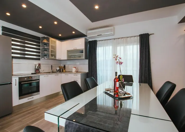 Arbanija 1122b * Trogir